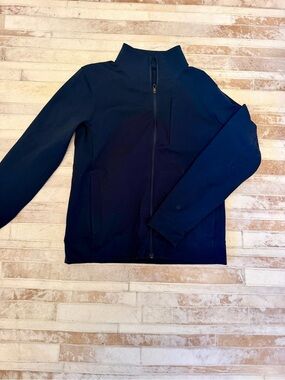 Mens Navy Blue Lululemon Sojourn Jacket sz medium